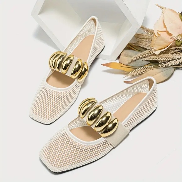 New Fishnet Mesh Ballet Flats Gold Metallic Buckle NWT White Slip On Square Toe - Picture 1 of 8
